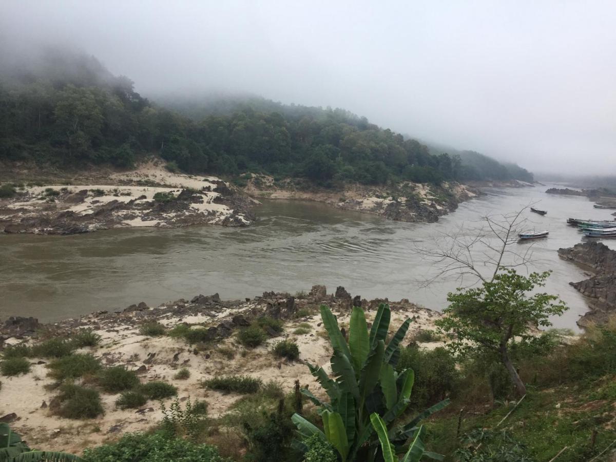 Apartament Mekong Backpackers Muang Pakbèng Zewnętrze zdjęcie