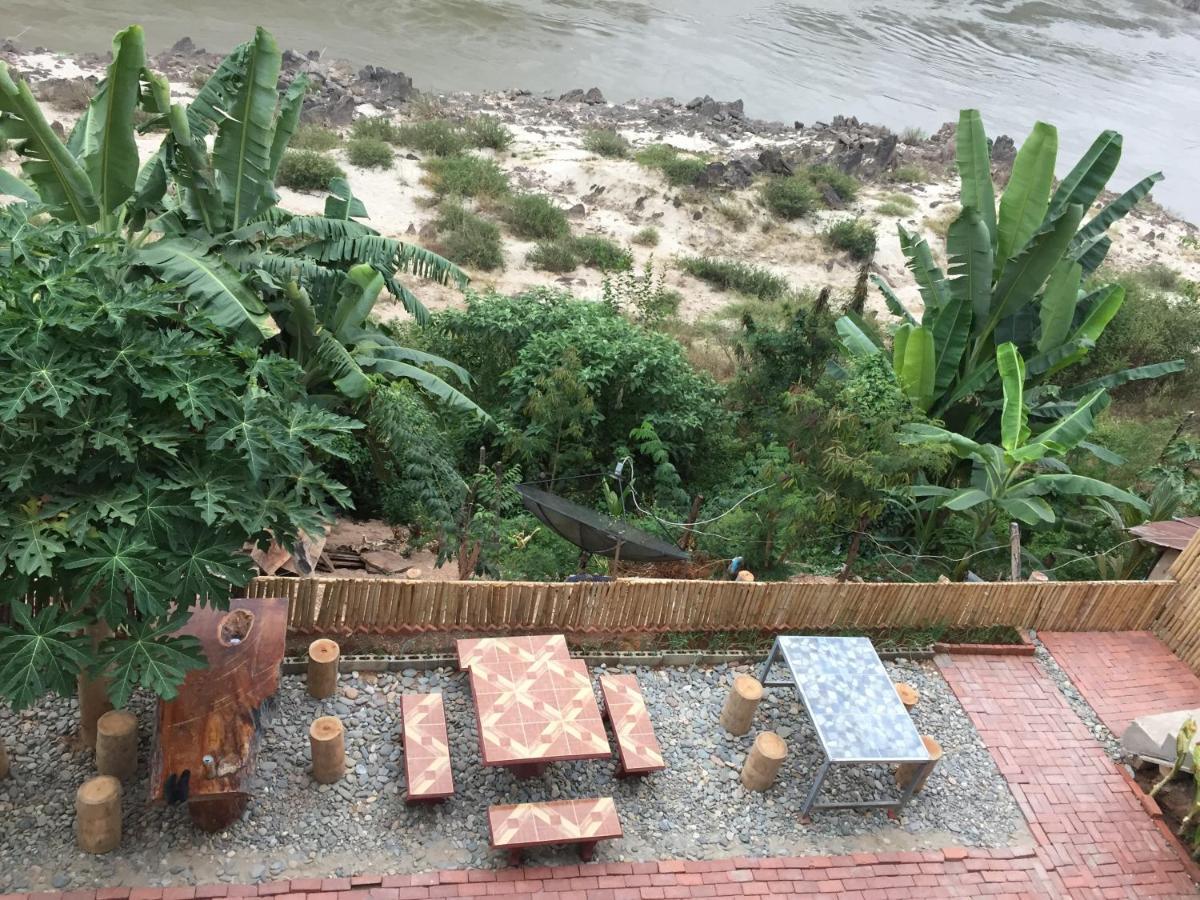 Apartament Mekong Backpackers Muang Pakbèng Zewnętrze zdjęcie