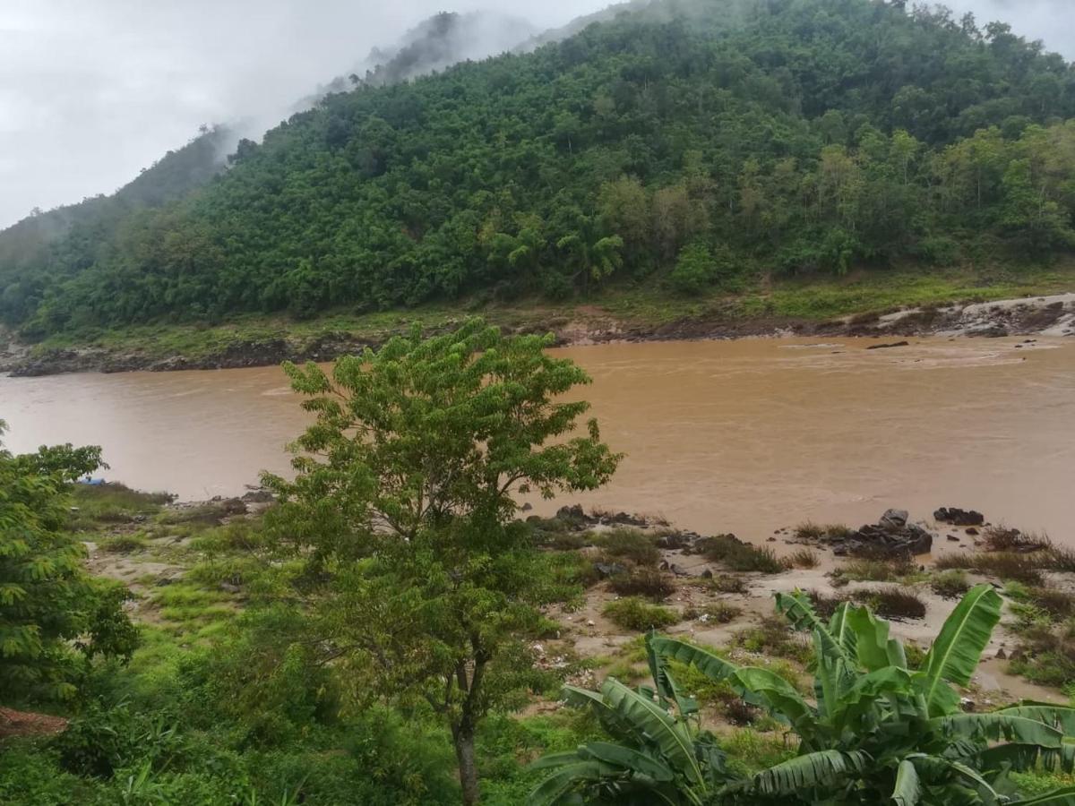 Apartament Mekong Backpackers Muang Pakbèng Zewnętrze zdjęcie