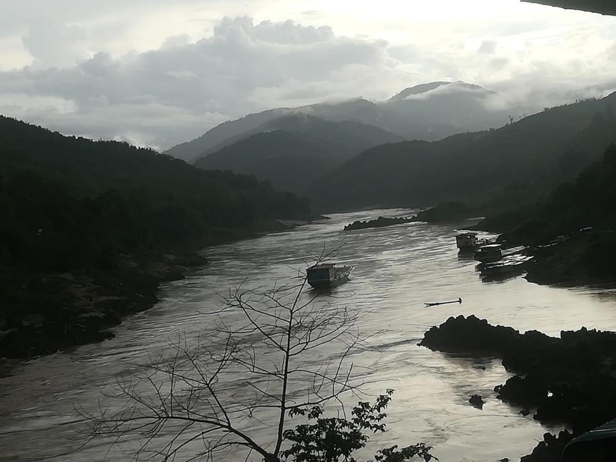 Apartament Mekong Backpackers Muang Pakbèng Zewnętrze zdjęcie